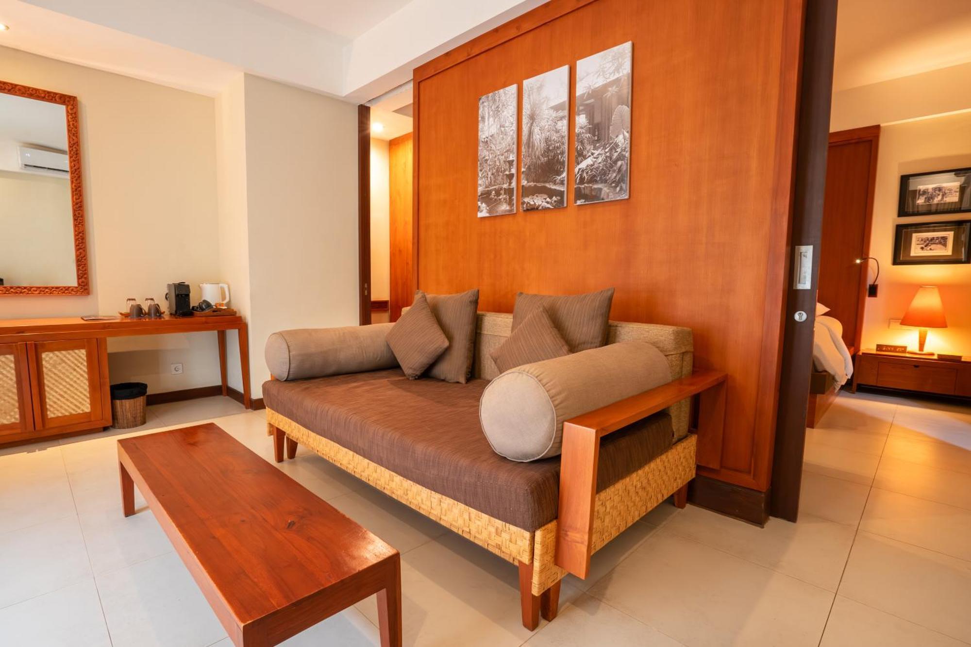 Kuta Seaview Boutique Resort Bagian luar foto